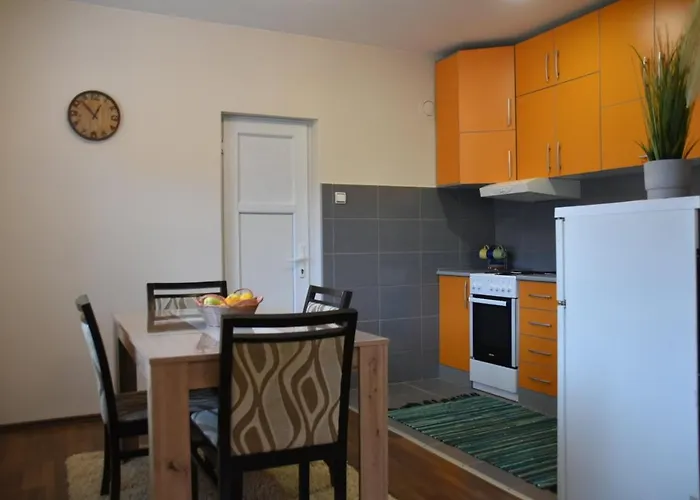 Petar موكرا غورا